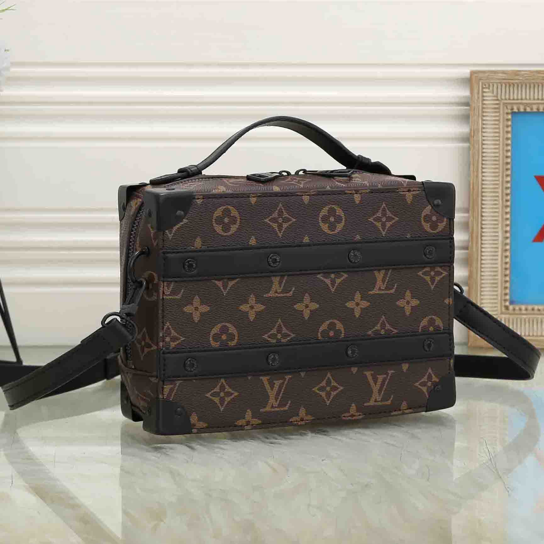 LV Louis Vuitton new letter logo print zipper tote bag cosmetic bag shoulder bag