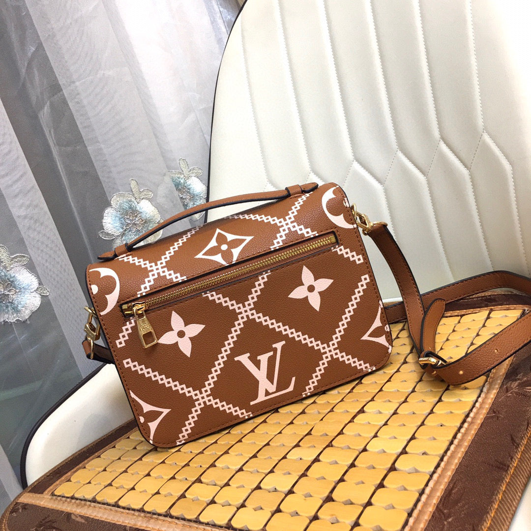 LV Louis Vuitton Pochette Metis Monogram Handbag Shoulder Bag