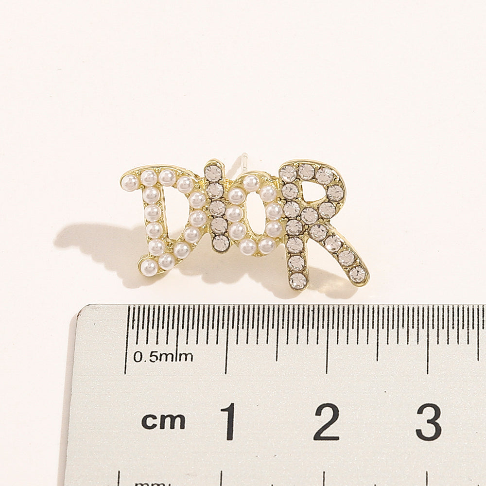 Dior CD Fashion Women Alphabet Diamond Earrings