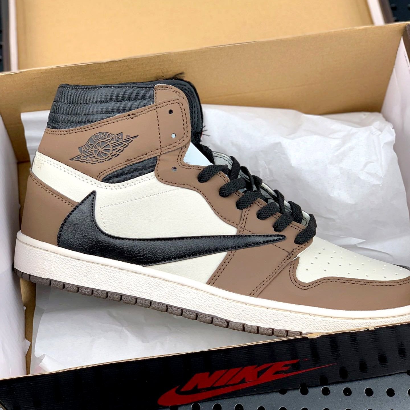 NIKE Air Jordan 1 x Travis Scott joint retro high-top basketball shoes