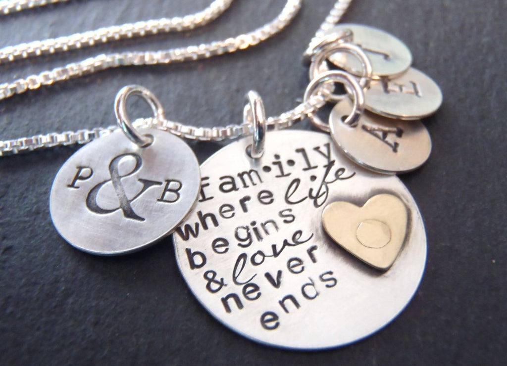 Personalized family necklace for mom 