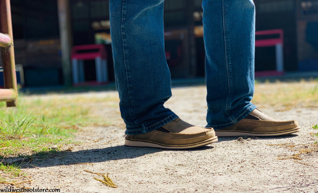 ariat mens slip on shoes