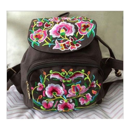 New Yunnan Fashionable Embroidery Bag Stylish Featured Shoulders Bag Fashionable