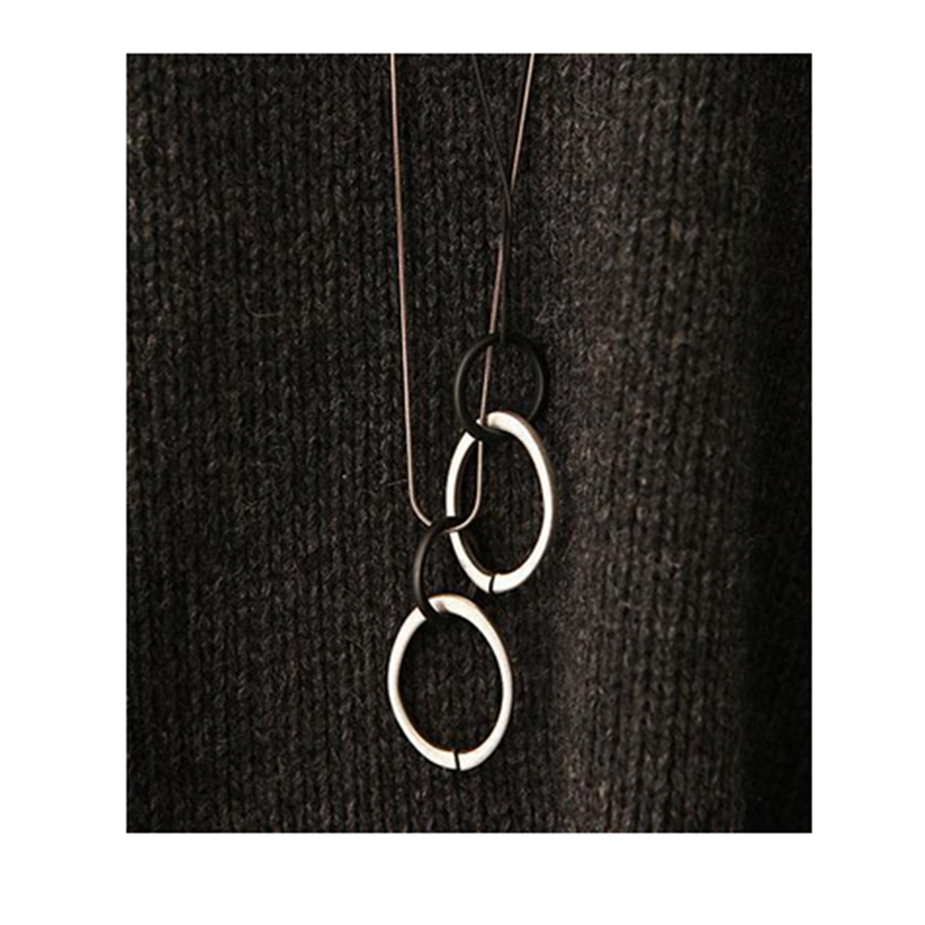 New Fashionable Sweater Necklace Euroepan Fashionable Necklace Ornament Alloy Circle Long Necklace