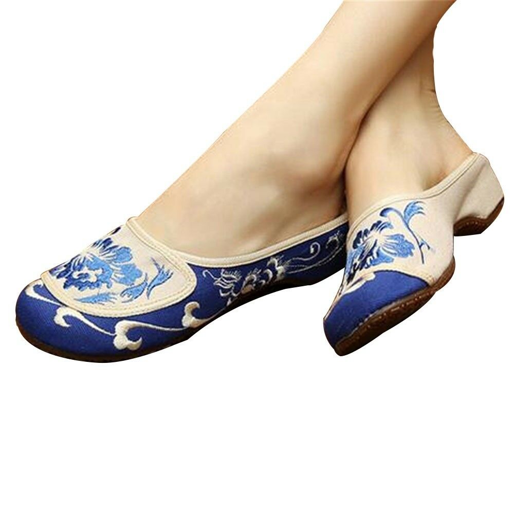 Chinese Embroidered Shoes Women Cotton sandals drag Blue and Gre