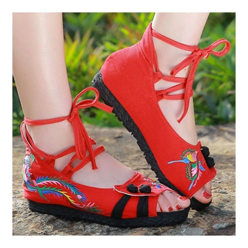 Old Beijing Cloth Embroidered Shoes Comfortable Sandals   red