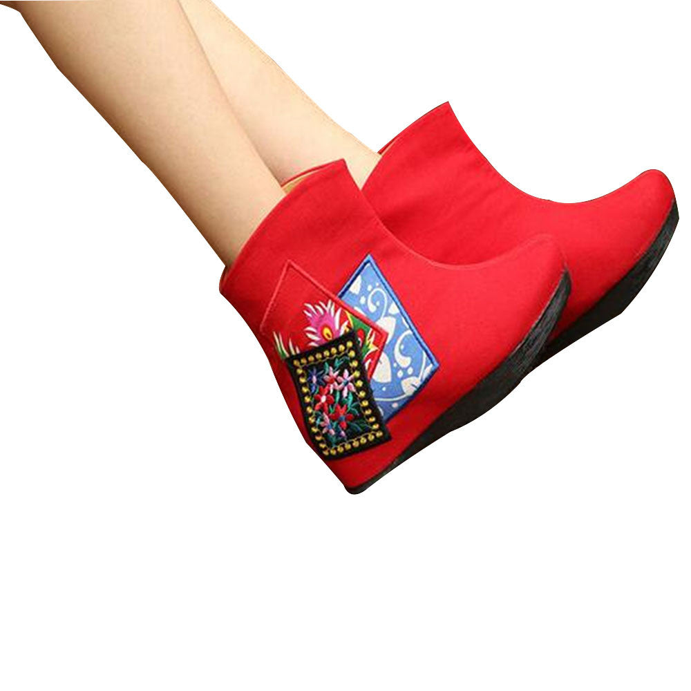 Chinese Embroidered Shoes women's singles boots national win