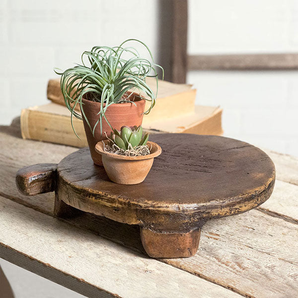 Cutting Board Pedestals – The Faded Farmhouse