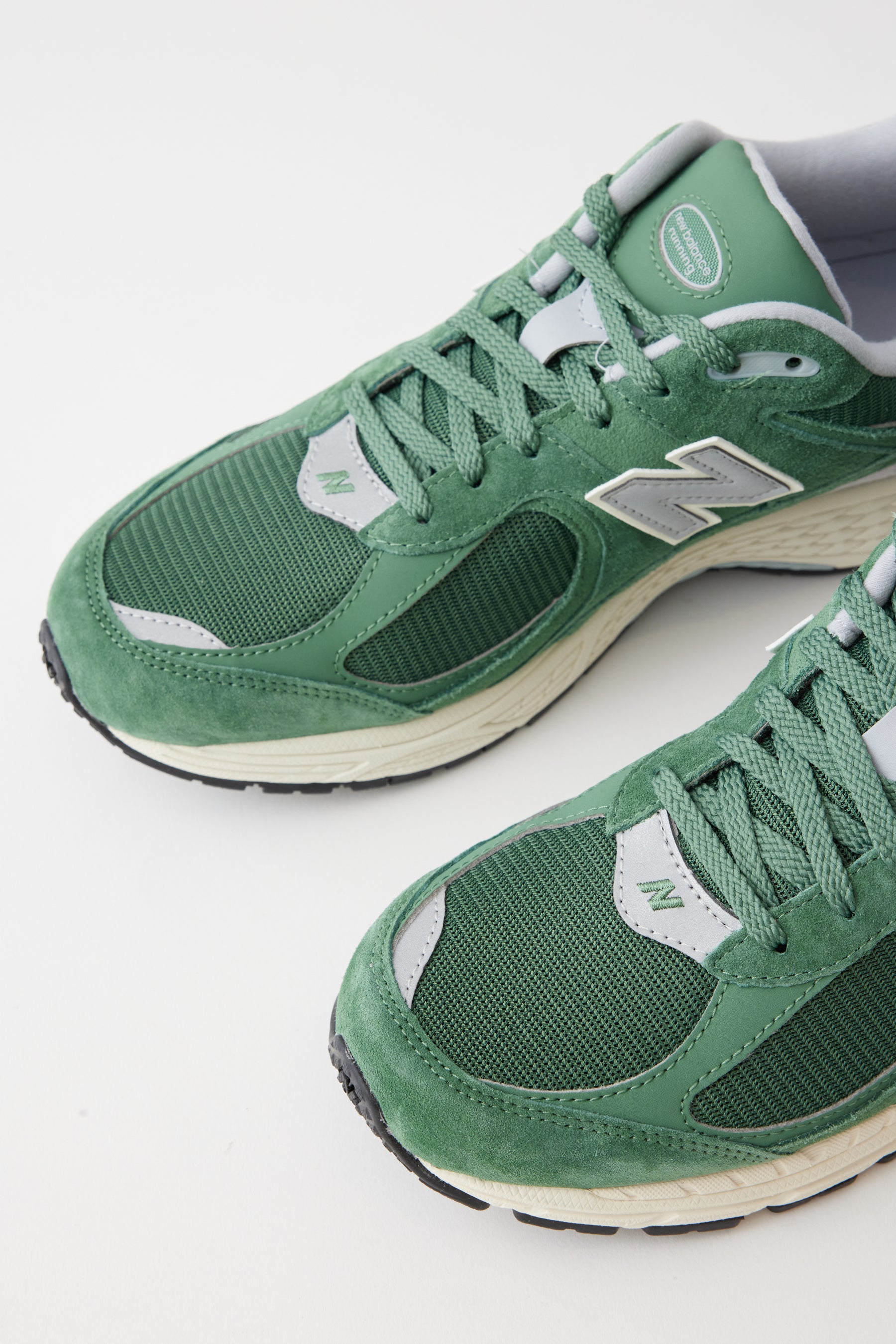 new balance shamrock sneakers