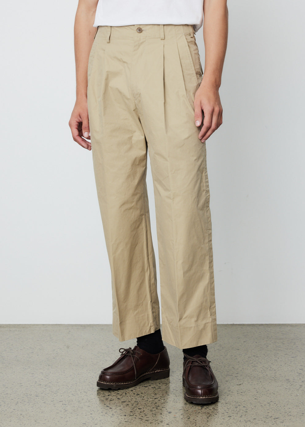 最大2000円引き マラソン期間 NEU_IN 22AW PLEATS WIDE TROUSERS