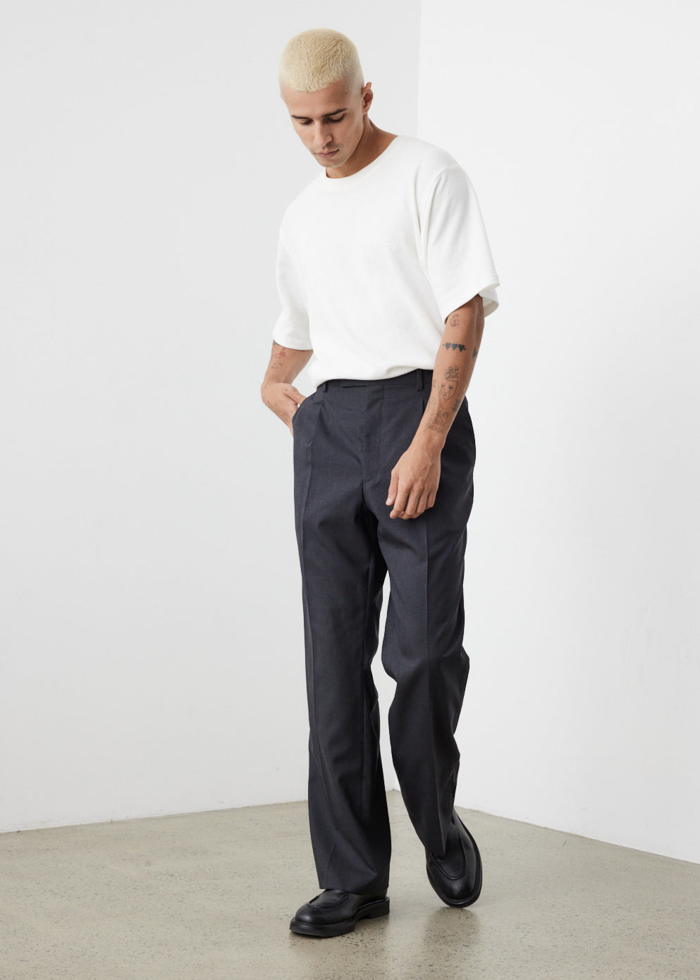 ヤマト工芸 auralee wool tropical slacks チャコールブラック 3