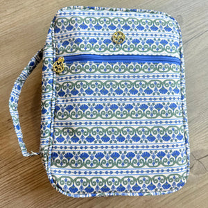 Bible Cover Navy Floral - The G|C Boutique