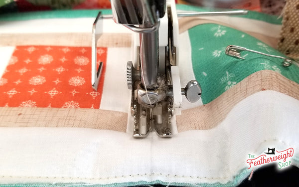 Lori Holt Sewing Machine Cover & Mat for the Singer Featherweight