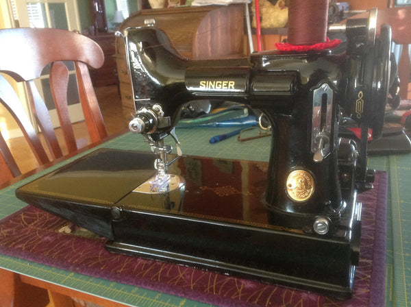 Singer Featherweight - Lynne McFern