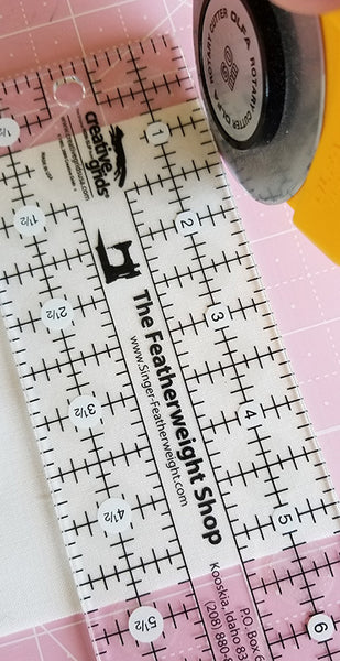 Farm Girl Vintage Sew Along with the Featherweight Shop