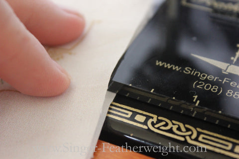 Singer 221 Featherweight Accurate Seam Guide