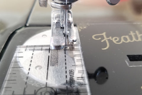 How to Install & Use the Featherweight Accurate Seam Guide & Square – The  Singer Featherweight Shop