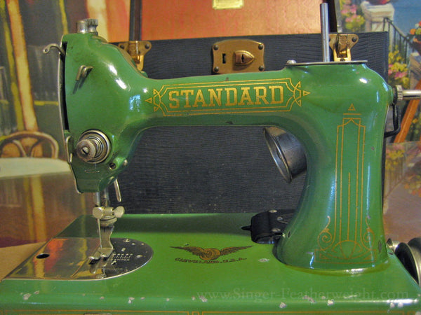 GE Standard Featherweight Sewhandy Portable Sewing Machine