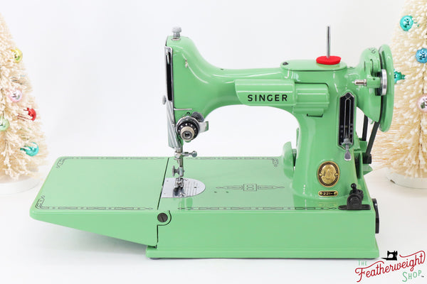 Singer Featherweight 221 Tutorial for Cleaning & Polishing – The Singer  Featherweight Shop