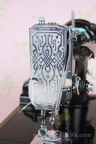 Singer Featherweight 221 Scrolled Faceplate