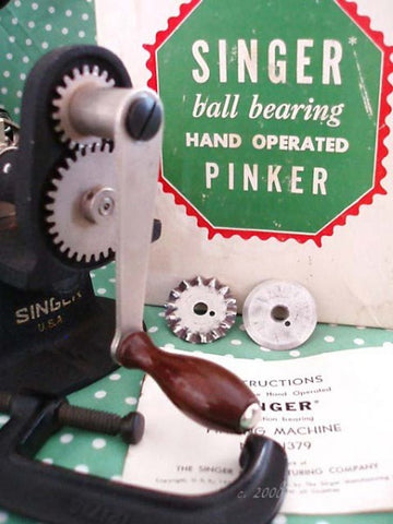 Pinker Pinking Machine Hand Crank Fabric Leather Cutter