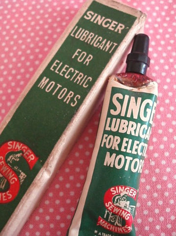 Singer Featherweight 221 & 222 Motor Lubricant