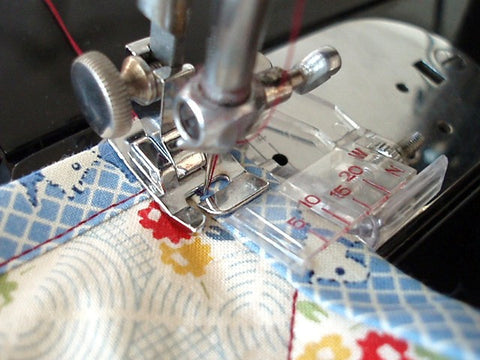 Bias Tape Maker - 1/4 (one-fourth) – The Singer Featherweight Shop