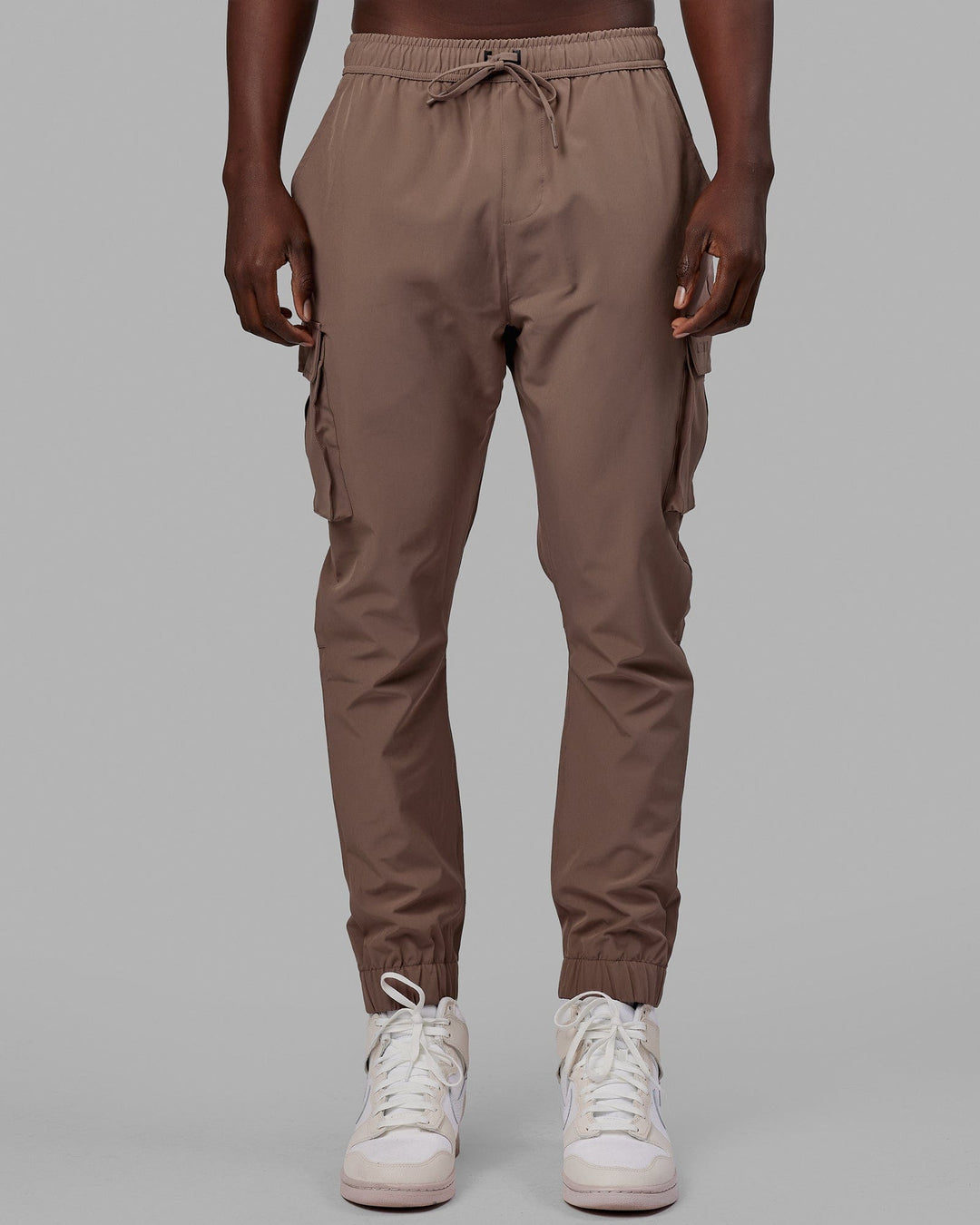 CARGO UTILITY JOGGER - Taupe Brown