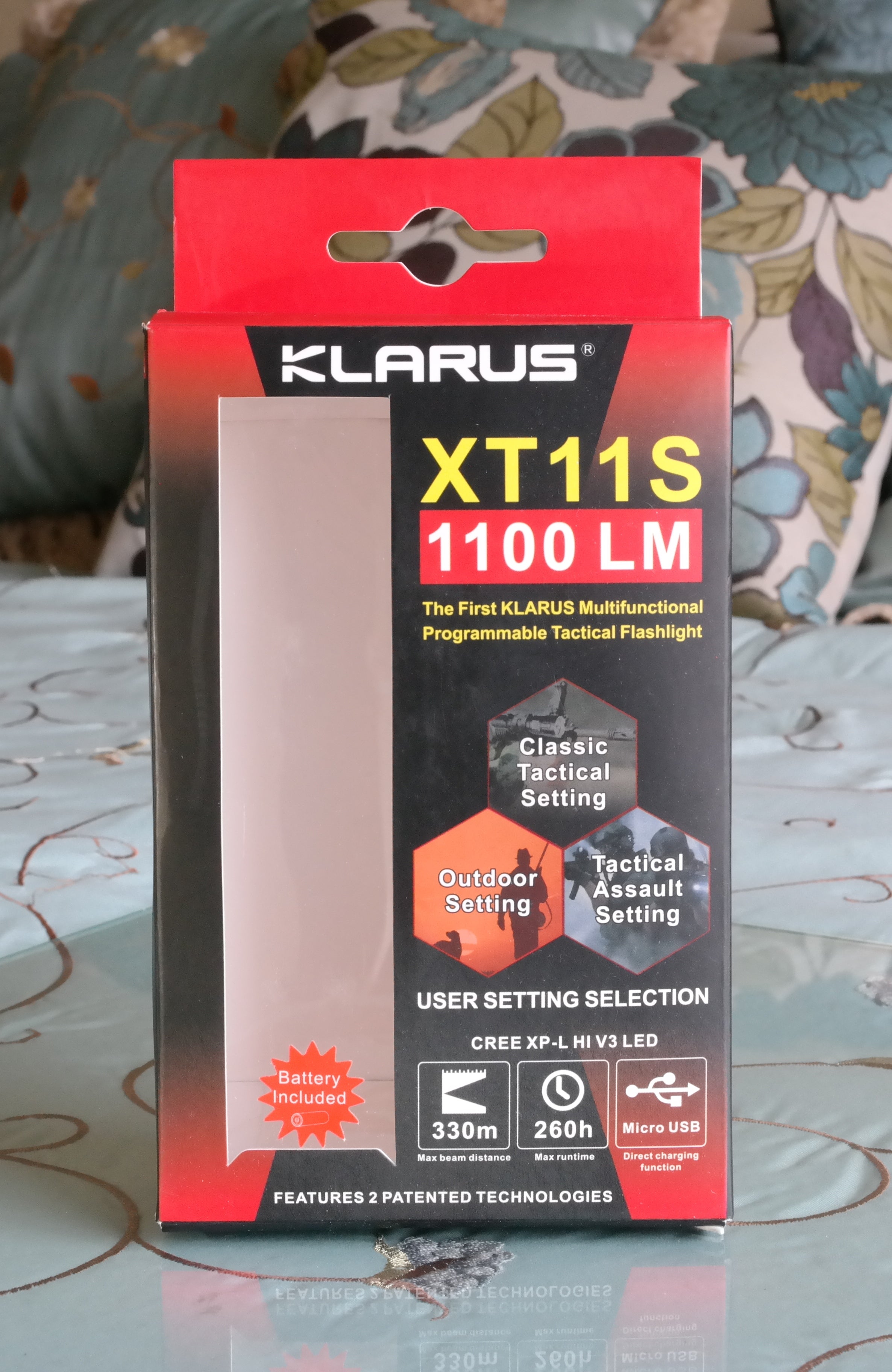 Klarus XT11S Box