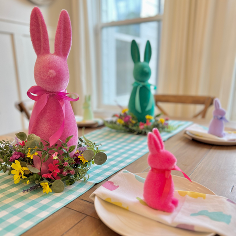 Bright Easter Bunny Centerpiece Idea