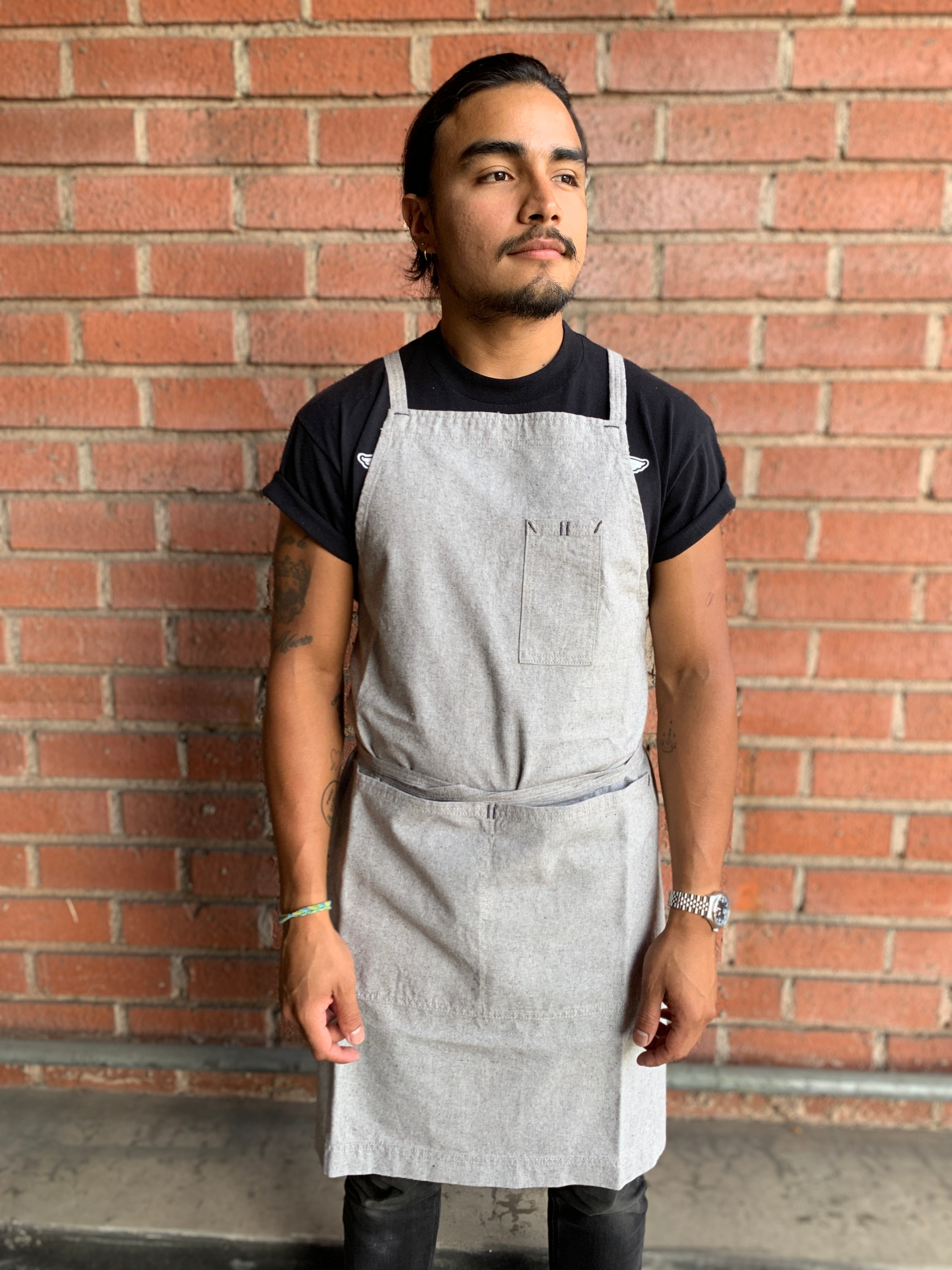 where can i find a white apron