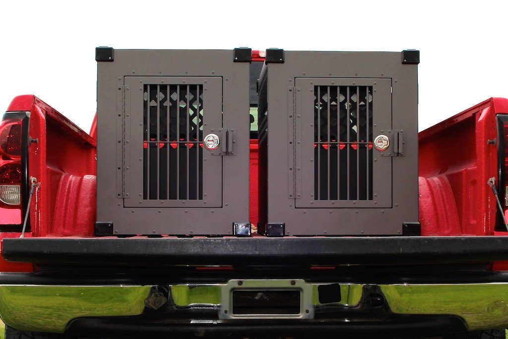 dog travel crate truck bed