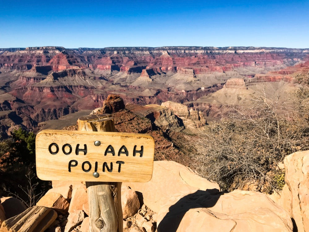 Hike below the canyon rim to Ooh Aah Point for breathtaking views!