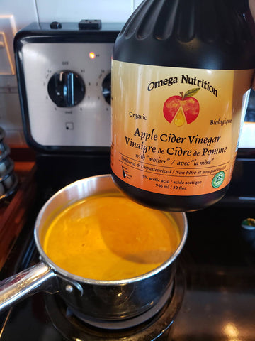 Vinaigre de cidre de pomme au gingembre, curcuma, cayenne