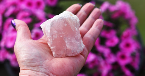 Carry the Rose quartz