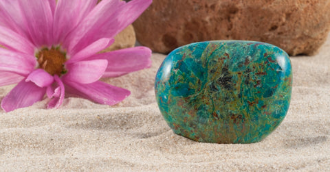 Chrysocolla stone