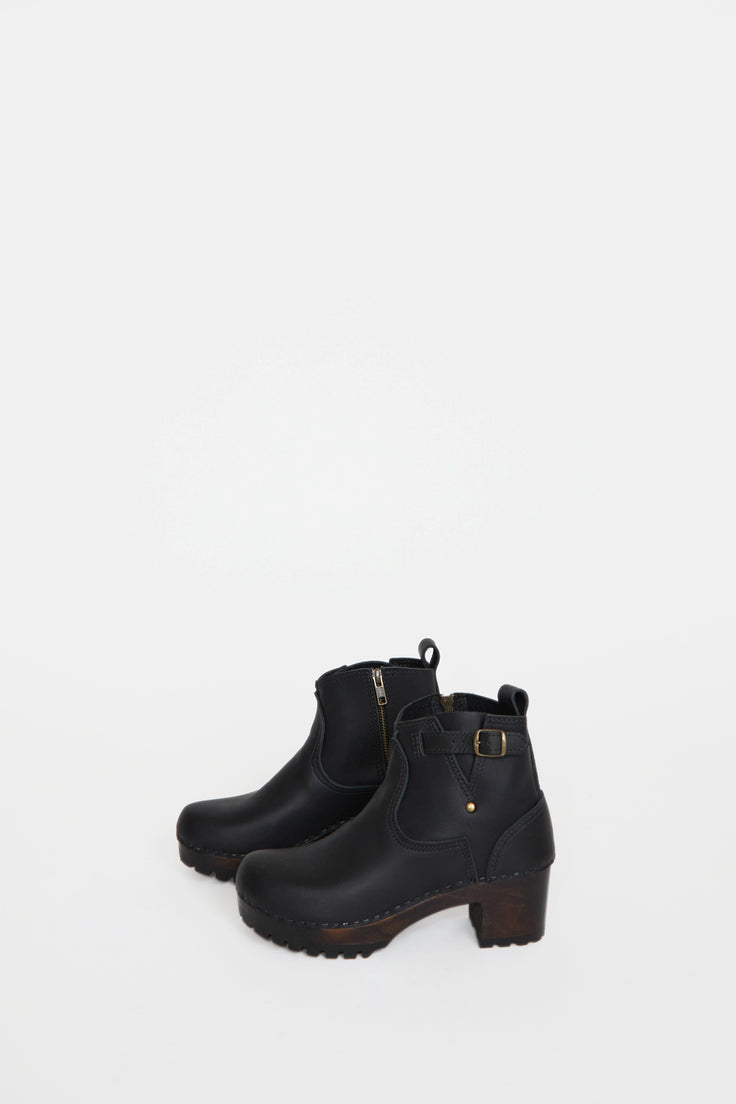 no 6 clogs black