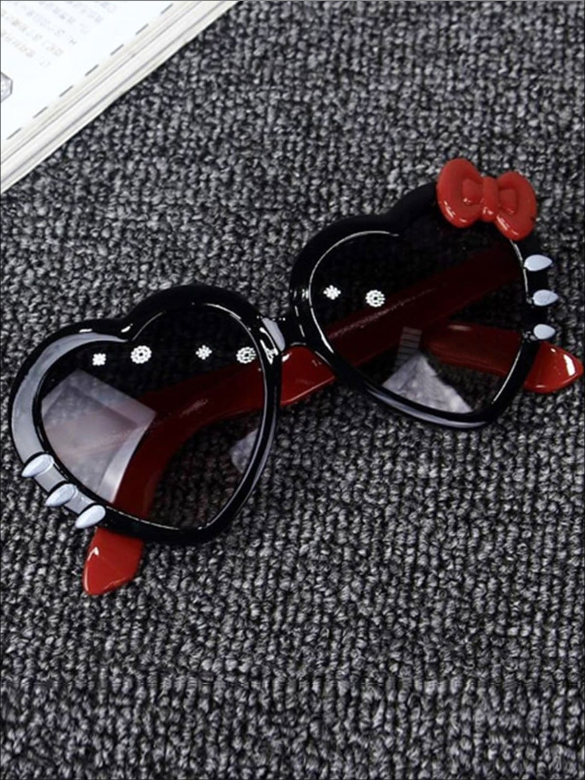 Mia Belle Girls Little Heart Sunglasses