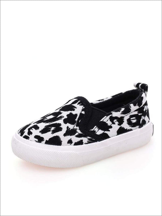 white sneakers with cheetah print