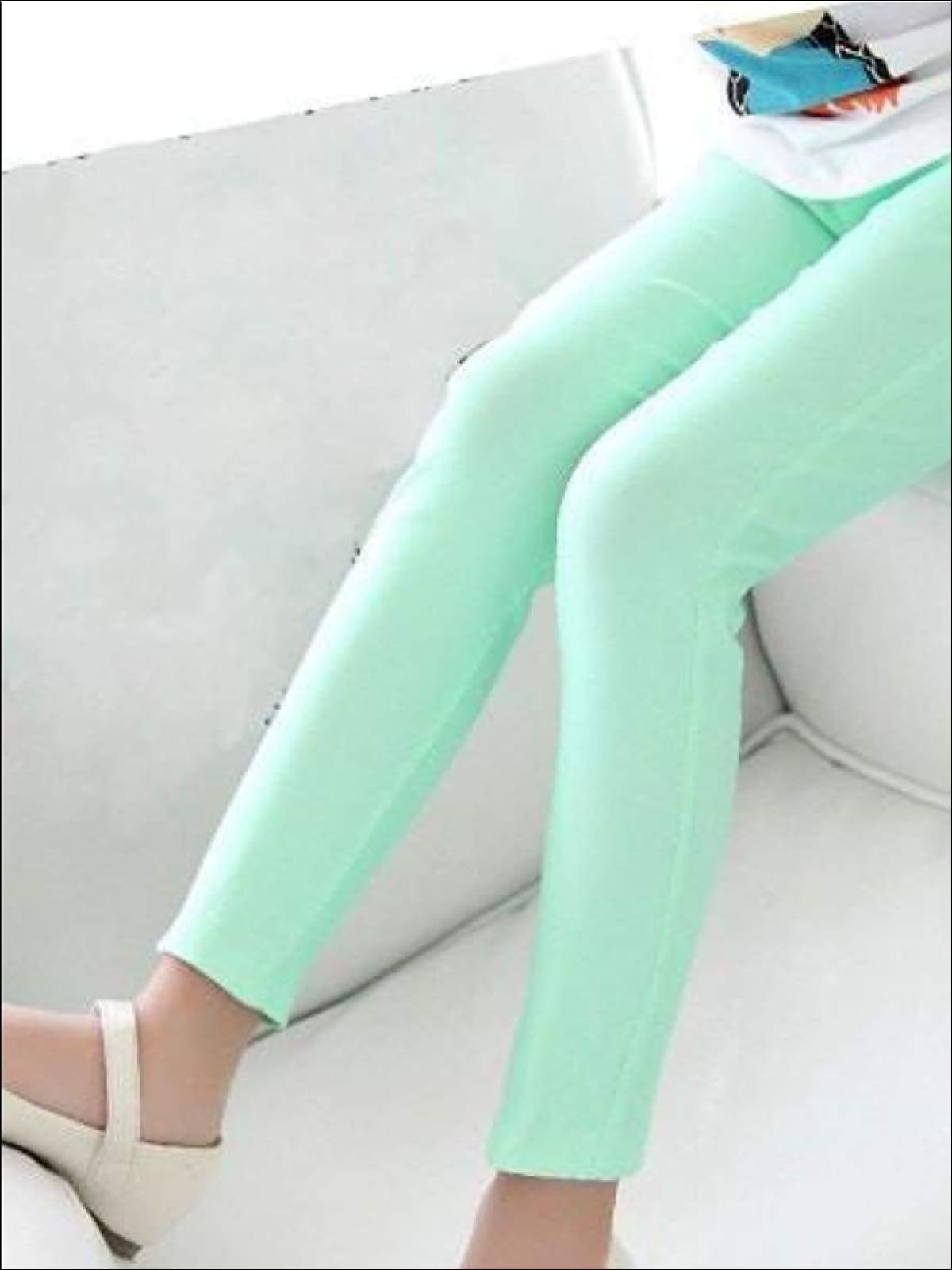 Crazy good AE sale on my FAVE affordable leggings + jeans! - Mint Arrow