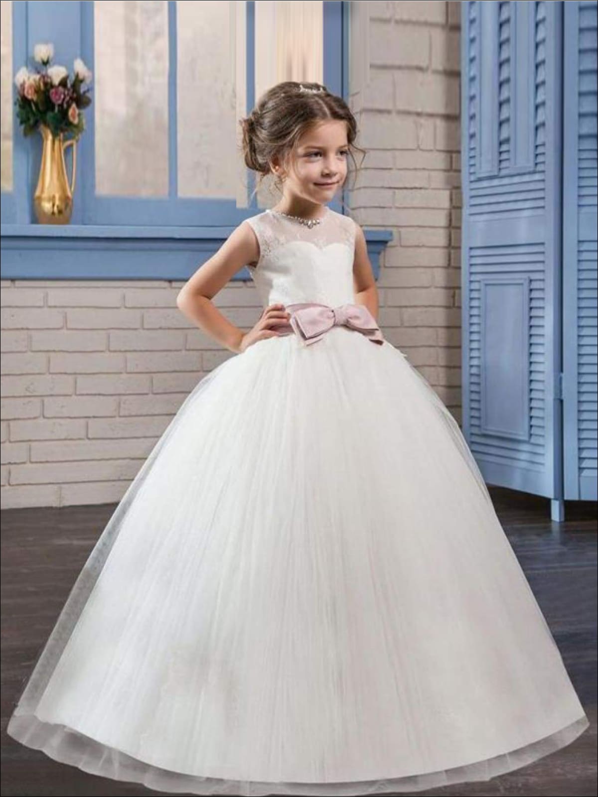 https://cdn.shopify.com/s/files/1/0996/1812/products/girls-white-sleeveless-floral-lace-pearl-rhinestone-bow-communion-flower-girl-party-dress-20-39-99-40-59-10y12y-6x6y-7y8y-gown-mia-belle-overseas-fulfillment_587.jpg
