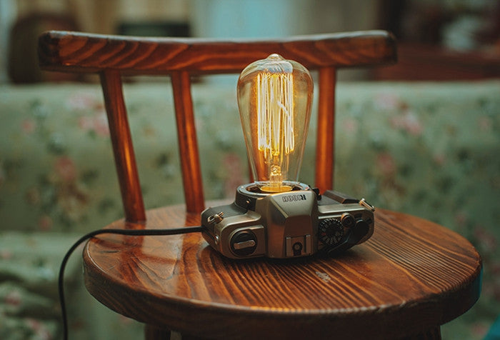 camera table lamp