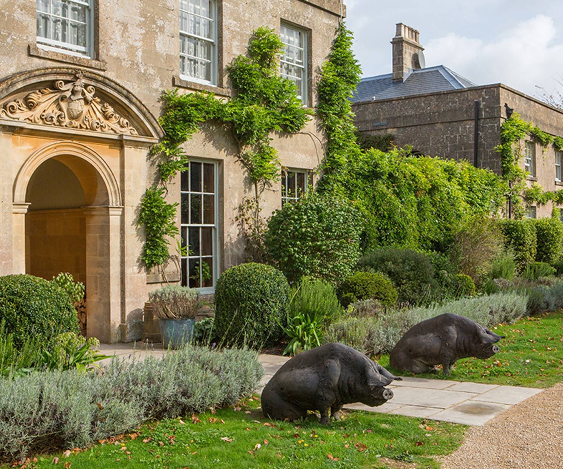 What to Wear & Where to Go - The Pig Nr Bath