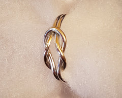 Reef knot ring