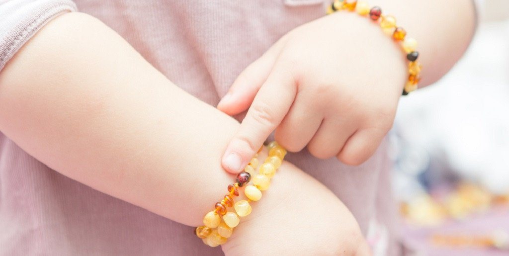 cleaning amber teething necklace