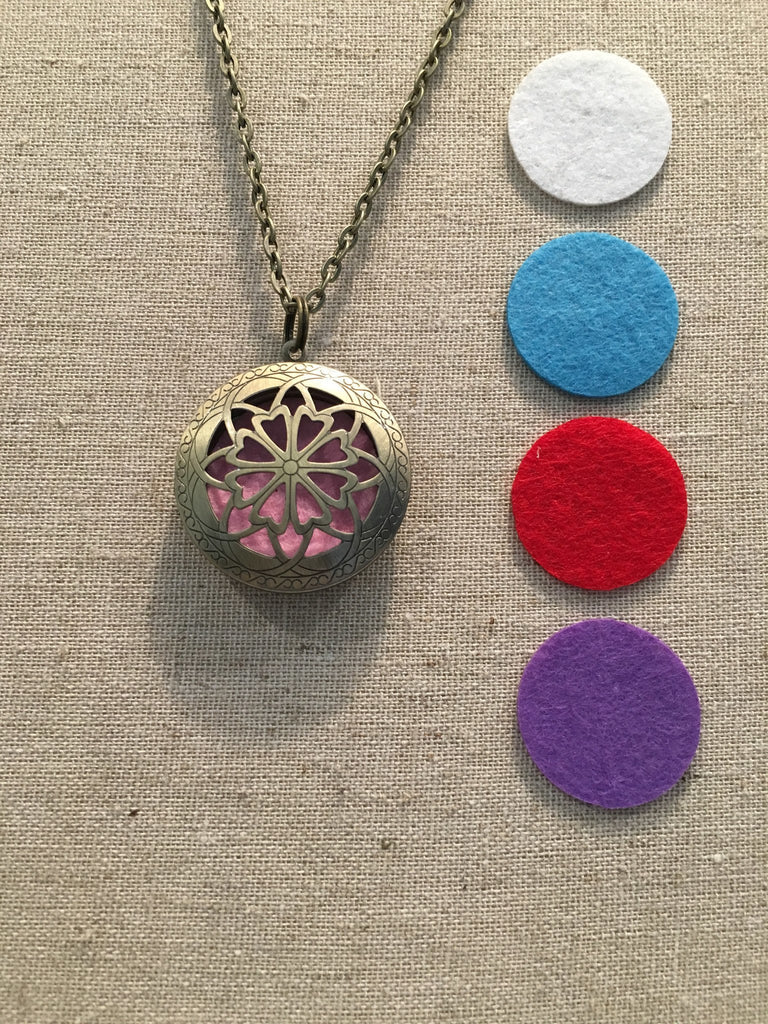Diffuser Necklace - Essential Oil Diffuser Aromatherapy Pendant, Necklace Jewlery Locket Antique Silver Or Bronze 24" Chain And 5 Aroma Pads