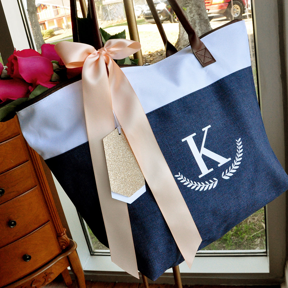 Bridesmaid Tote Personalized (QTY. 1). Bridesmaid Zipper Bag. Monogram – Confetti Momma