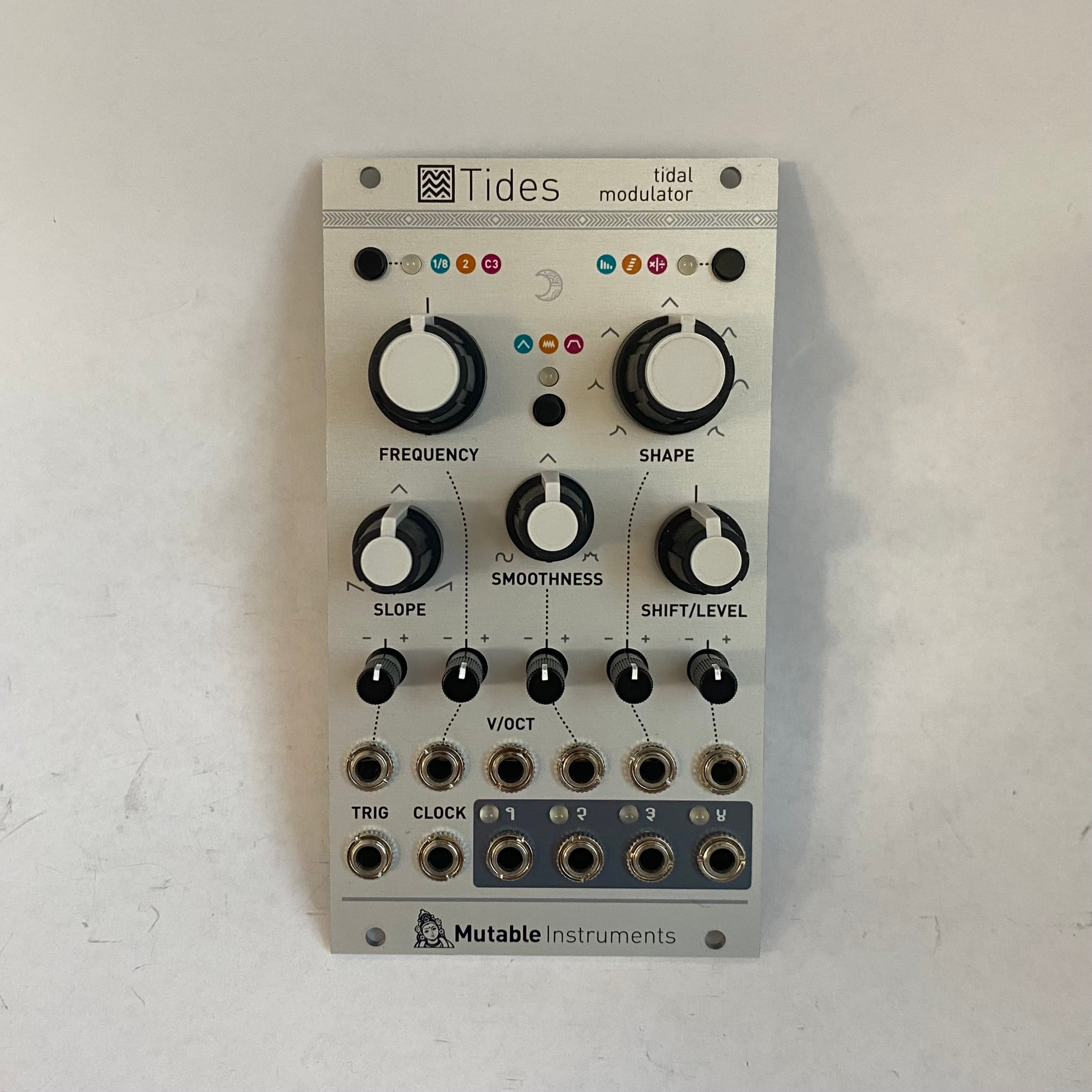 Mutable Instruments Tides mk2 modular - 器材