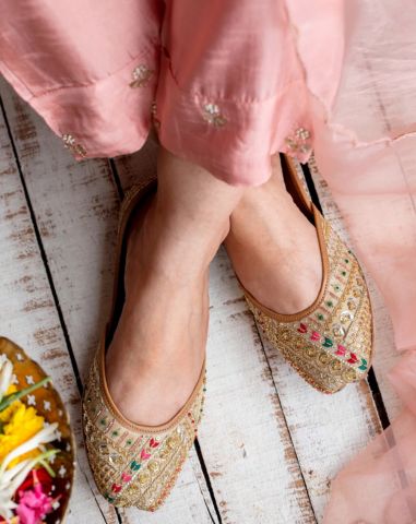 Chandni Juttis For The Bride