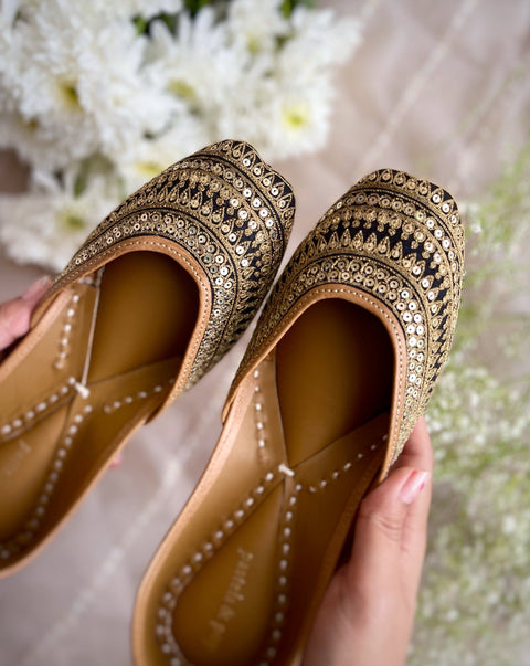 sparkle sandals with zari work